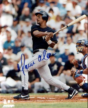 Moises Alou Autographed 8x10 Photo