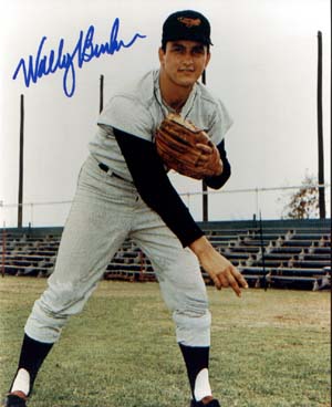 Wally Bunker Autographed 8x10 Photo