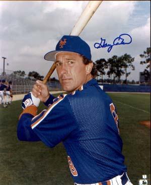 Gary Carter Autographed 8x10 Photo - Vintage Dugout