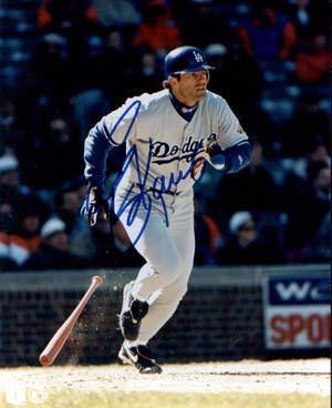 Eric Karros Autographed 8x10 Photo - Vintage Dugout