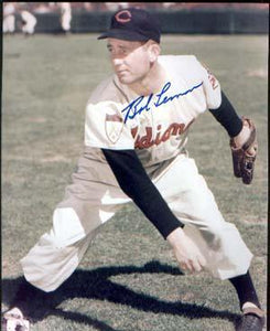 Bob Lemon Autographed 8x10 Photo - Vintage Dugout