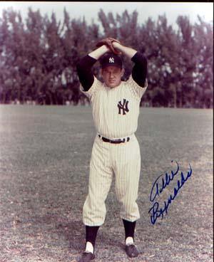 Allie Reynolds Autographed 8x10 Photo - Vintage Dugout