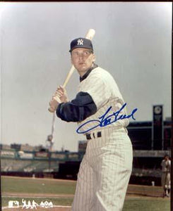 Tom Tresh Autographed 8x10 Photo - Vintage Dugout