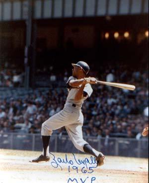 Zoilo Versailes Autographed 8x10 Photo - Vintage Dugout