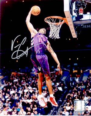 Vince Carter Autographed 8x10 Photo