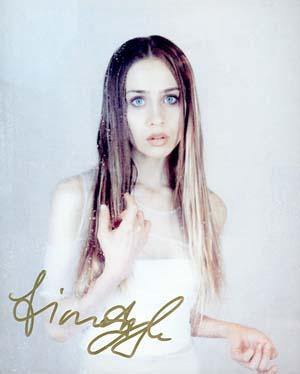 Fiona Apple Autographed 8x10 Photo - Vintage Dugout