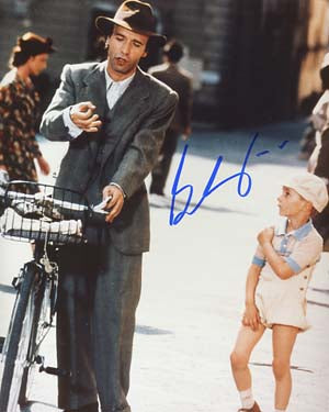 Roberto Begnini Autographed 8x10 Photo