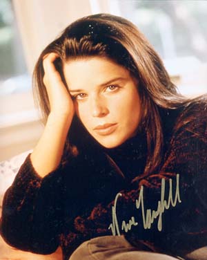 Neve Campbell Autographed 8x10 Photo