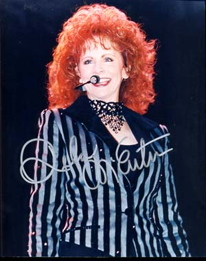 Reba McEntire Autographed 8x10 Photo