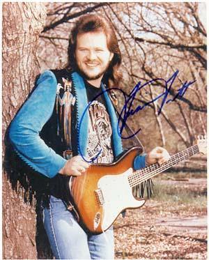 Travis Tritt Autographed 8x10 Photo - Vintage Dugout