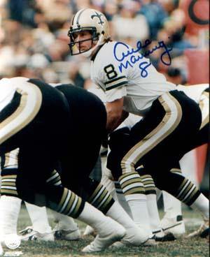 Archie Manning Autographed 8x10 Photo - Vintage Dugout