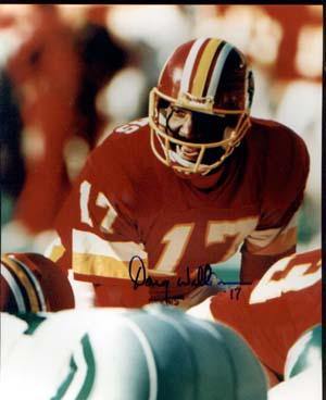 Doug Williams Autographed 8x10 Photo - Vintage Dugout