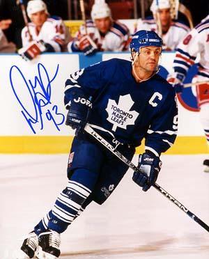 Doug Gilmour Autographed 8x10 Photo - Vintage Dugout